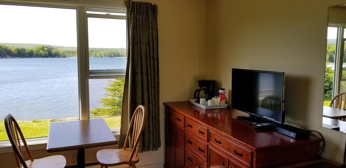 St Ann's Motel&Cottage Baddeck Inlet Exteriör bild