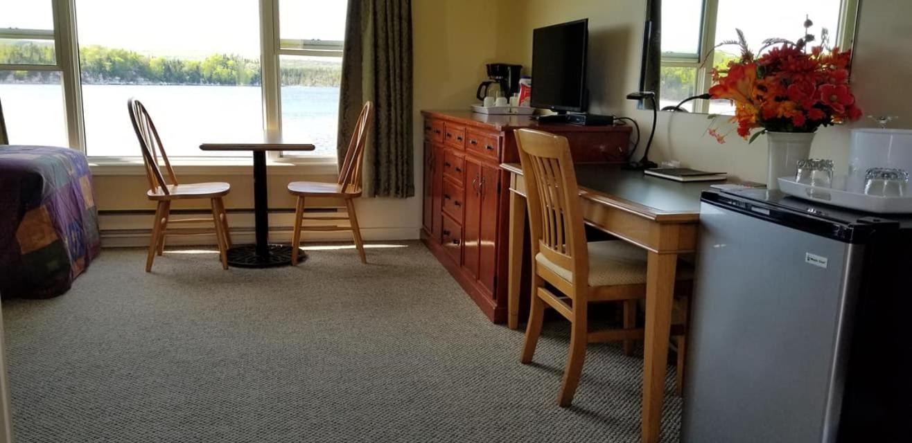 St Ann's Motel&Cottage Baddeck Inlet Exteriör bild