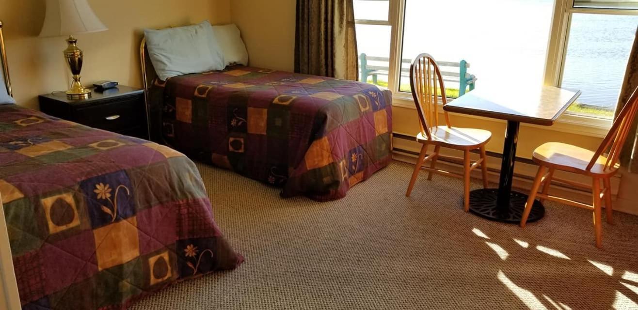St Ann's Motel&Cottage Baddeck Inlet Exteriör bild